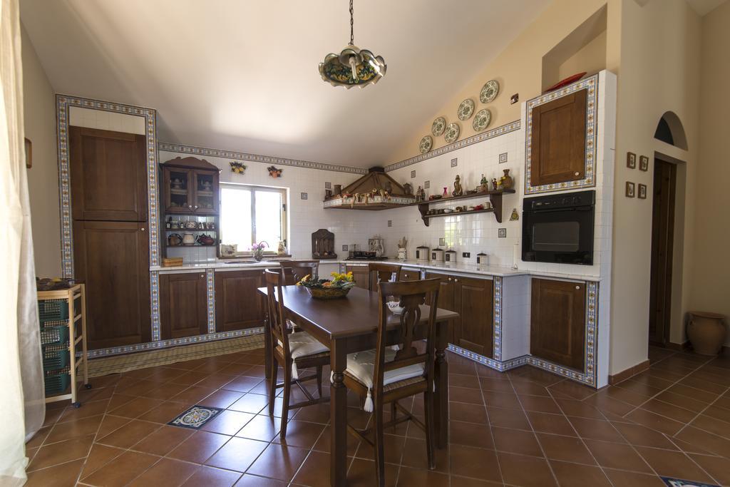 Country Sicily Home Фавара Экстерьер фото